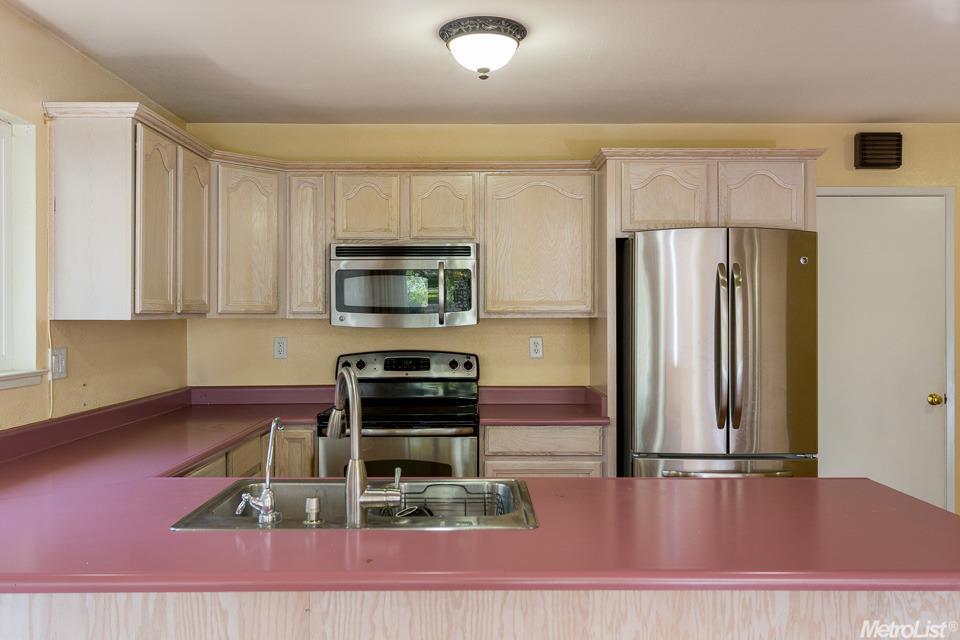 6443 Madison Ave, Carmichael, CA 95608 photo 8
