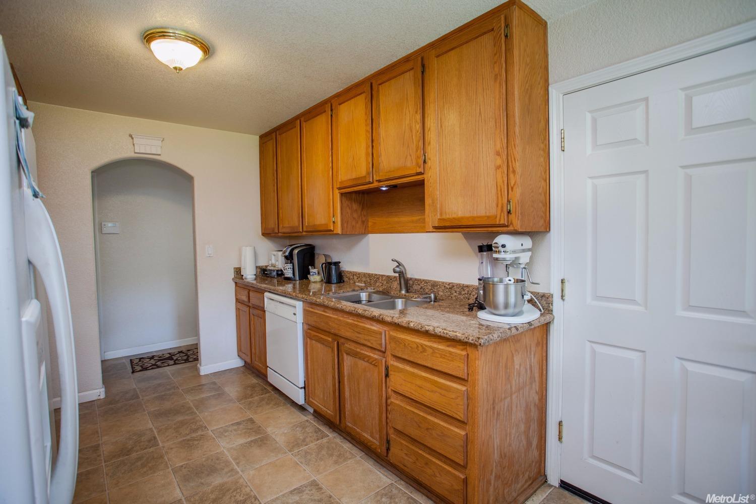 508 Broderick Ave, Modesto, CA 95350 photo 7