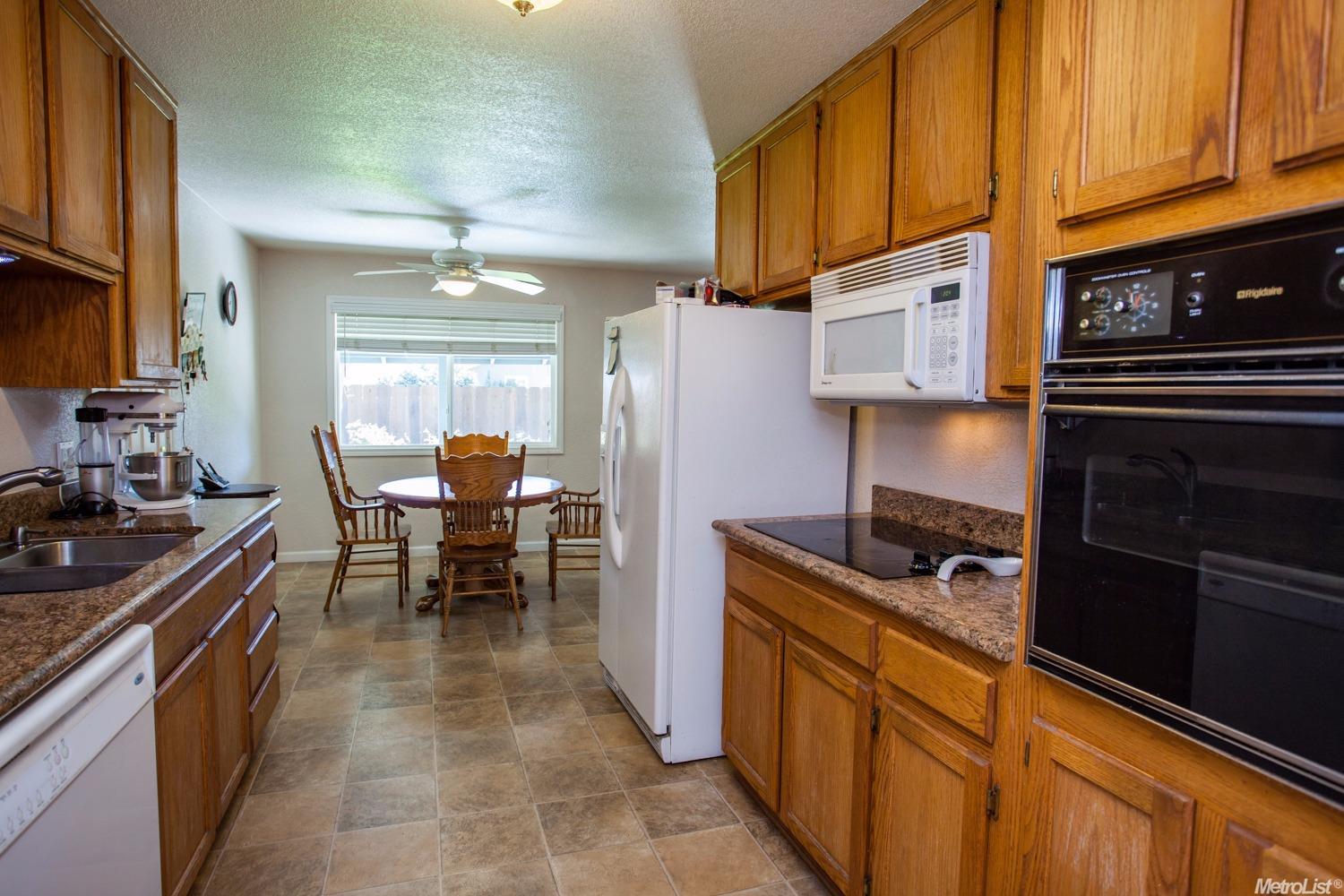 508 Broderick Ave, Modesto, CA 95350 photo 5