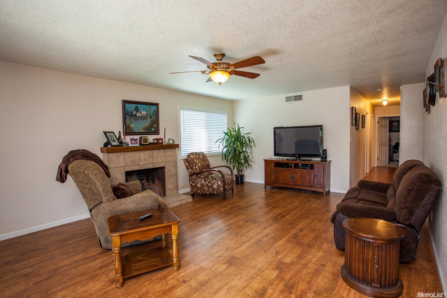 508 Broderick Ave, Modesto, CA 95350 photo 9