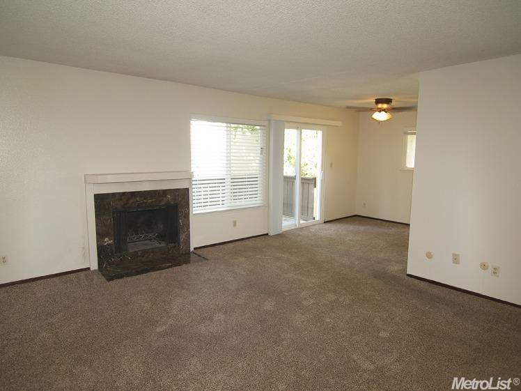 3701 Colonial Dr #94, Modesto, CA 95356 photo 4