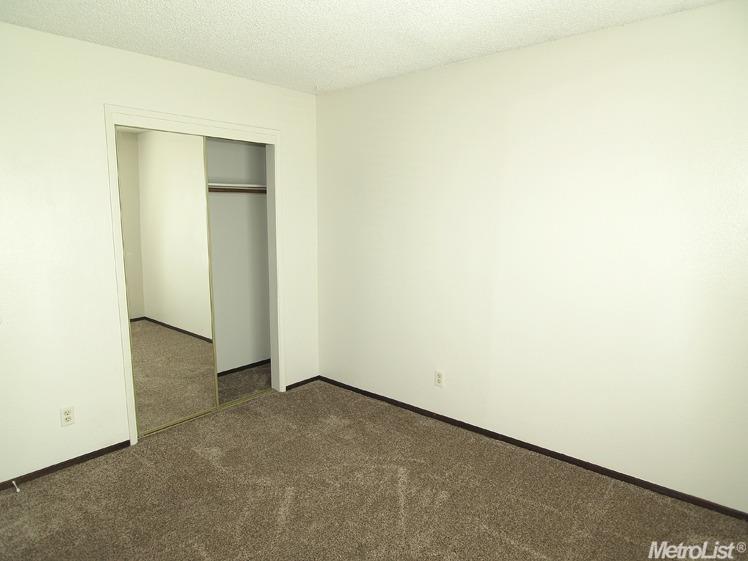 3701 Colonial Dr #94, Modesto, CA 95356 photo 10