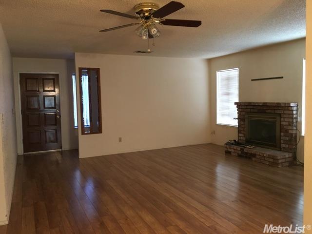 20299 Rhinestone Dr, Hilmar, CA 95324 photo 3