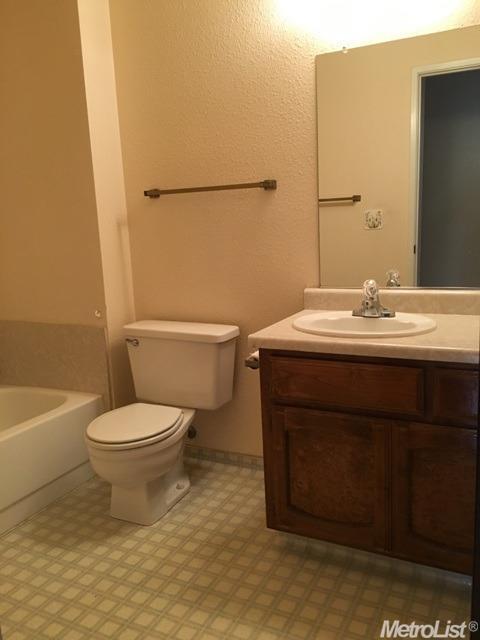 20299 Rhinestone Dr, Hilmar, CA 95324 photo 9