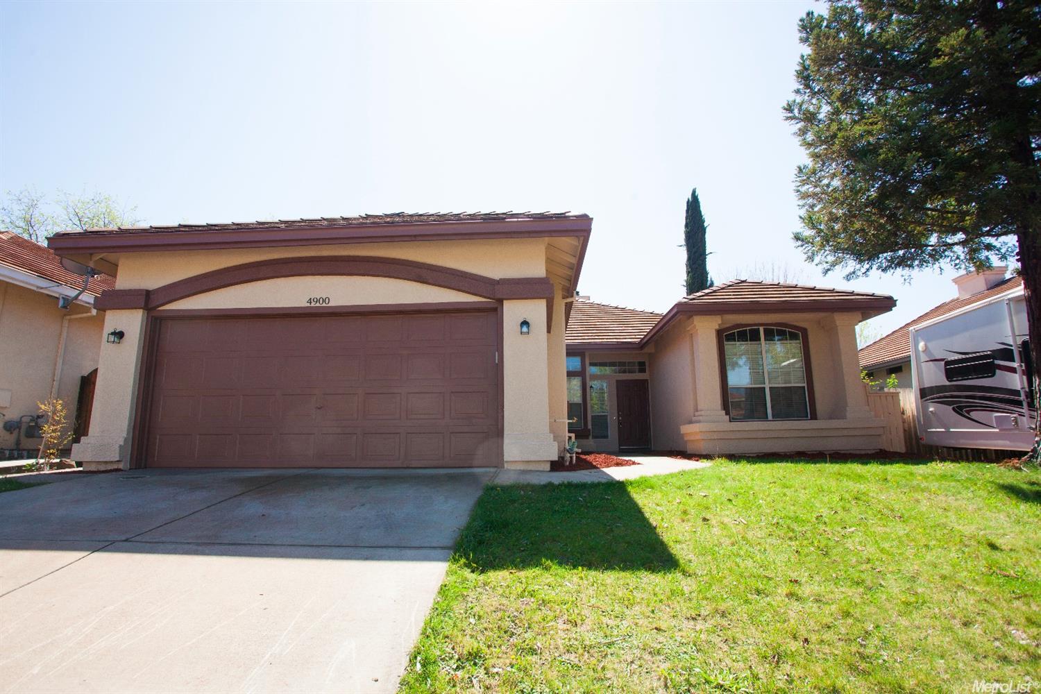 4900 Eagle Peak Ct, Antelope, CA 95843 photo 2