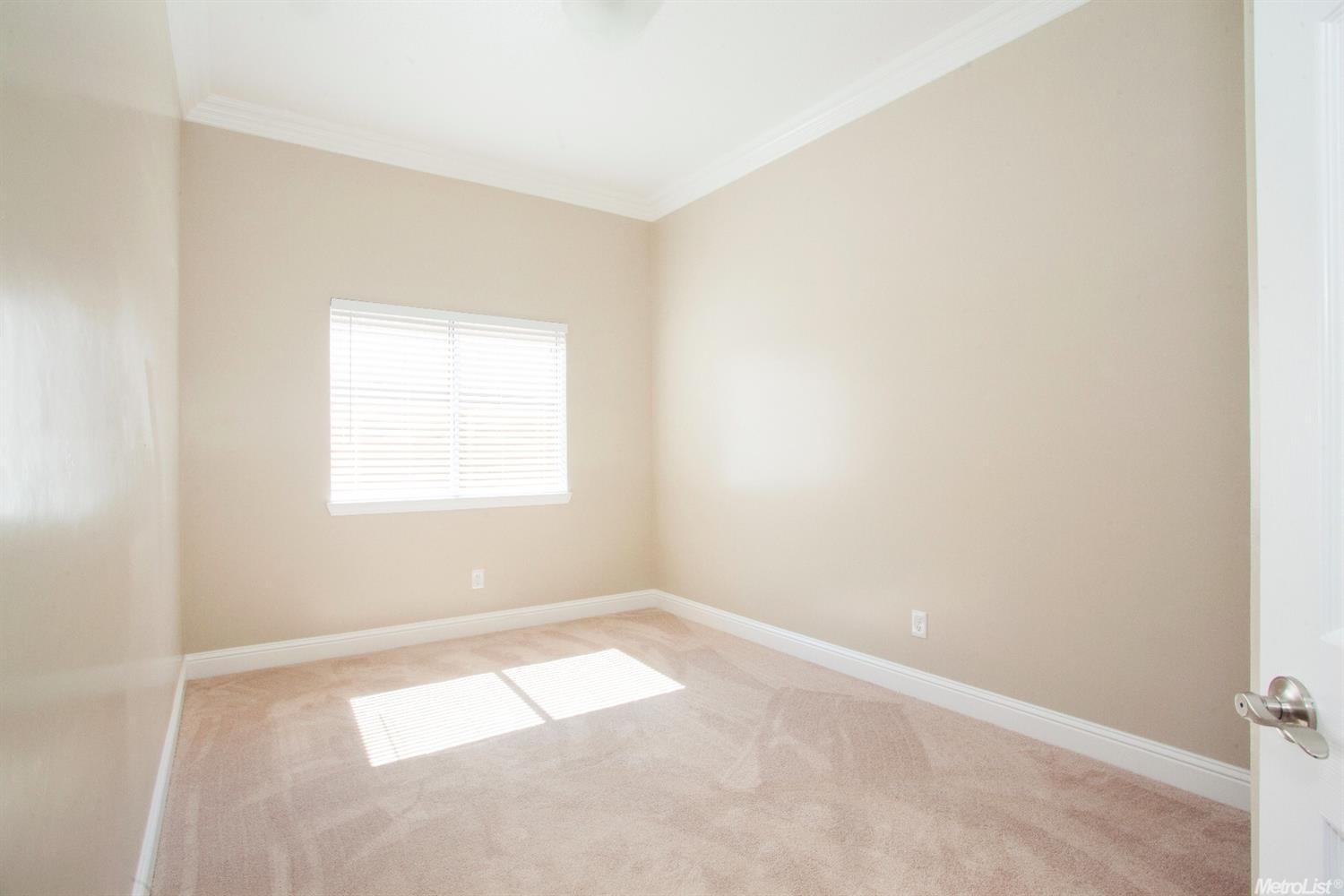 4900 Eagle Peak Ct, Antelope, CA 95843 photo 14