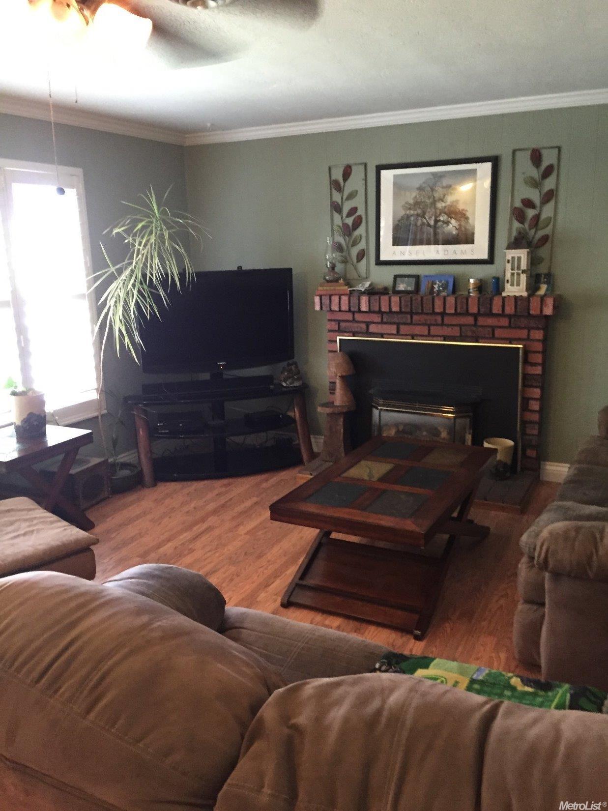 630 Park Ave, Manteca, CA 95337 photo 4