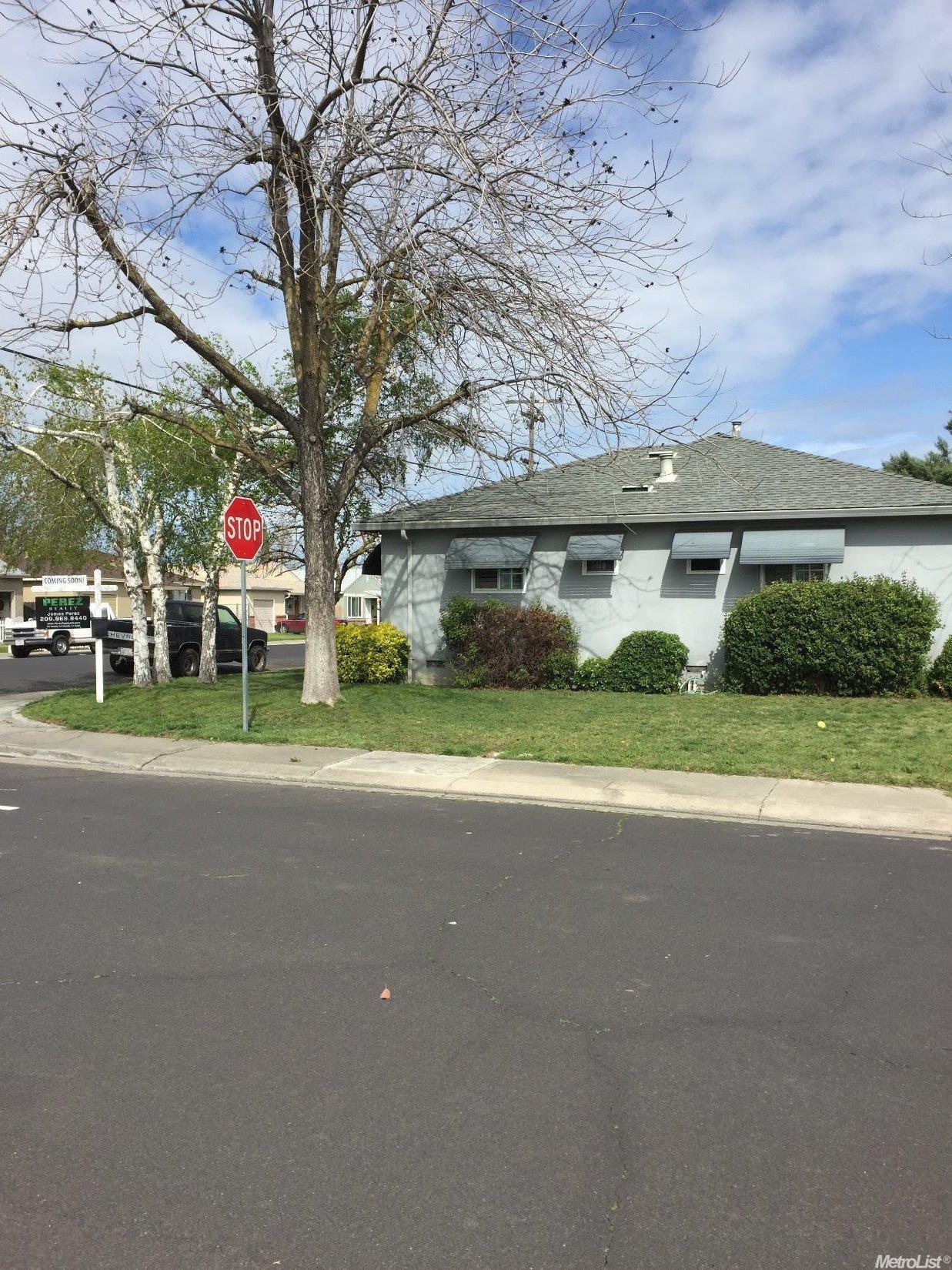 630 Park Ave, Manteca, CA 95337 photo 1
