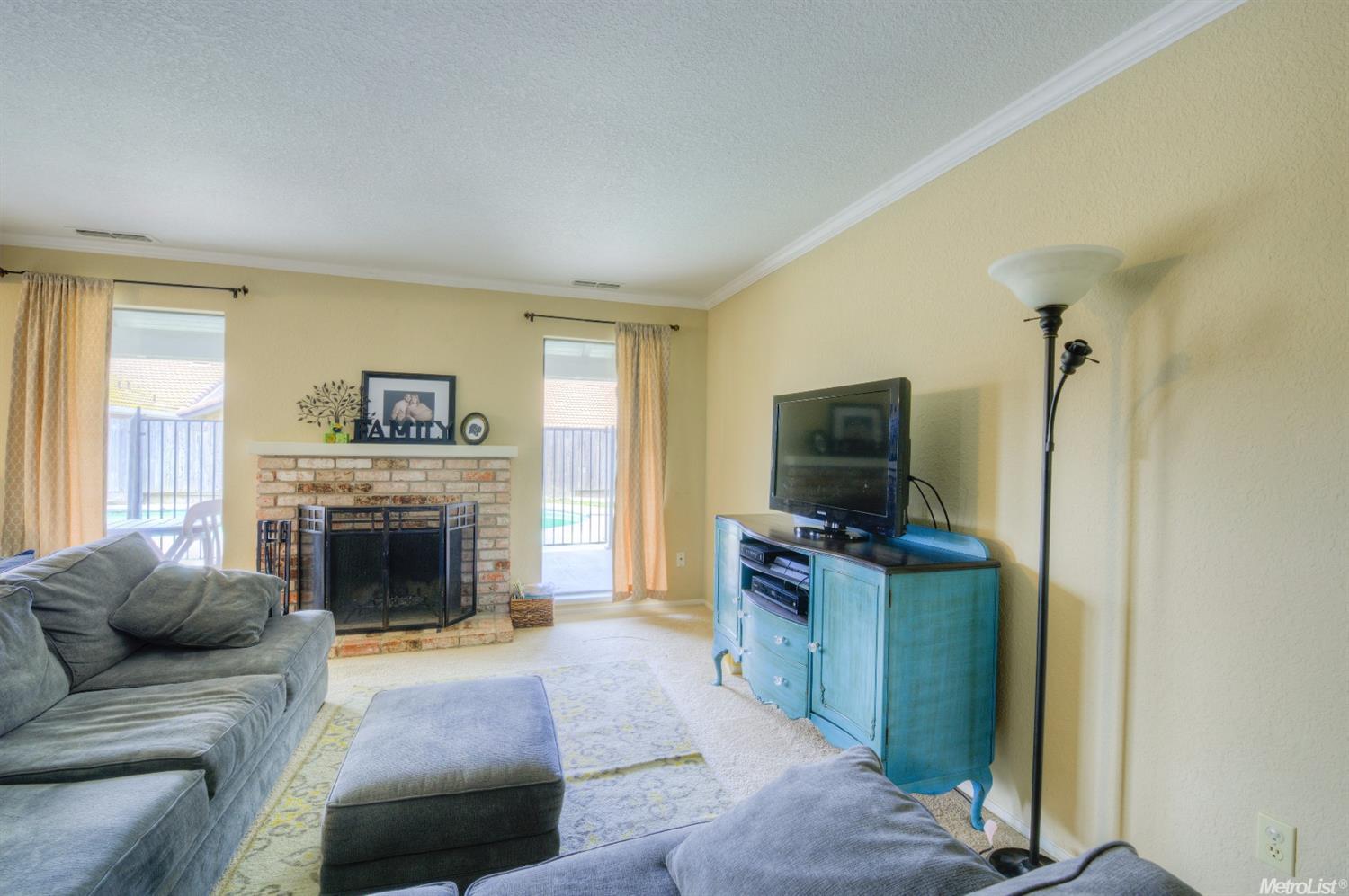 1909 Walnut Tree Dr, Modesto, CA 95355 photo 8