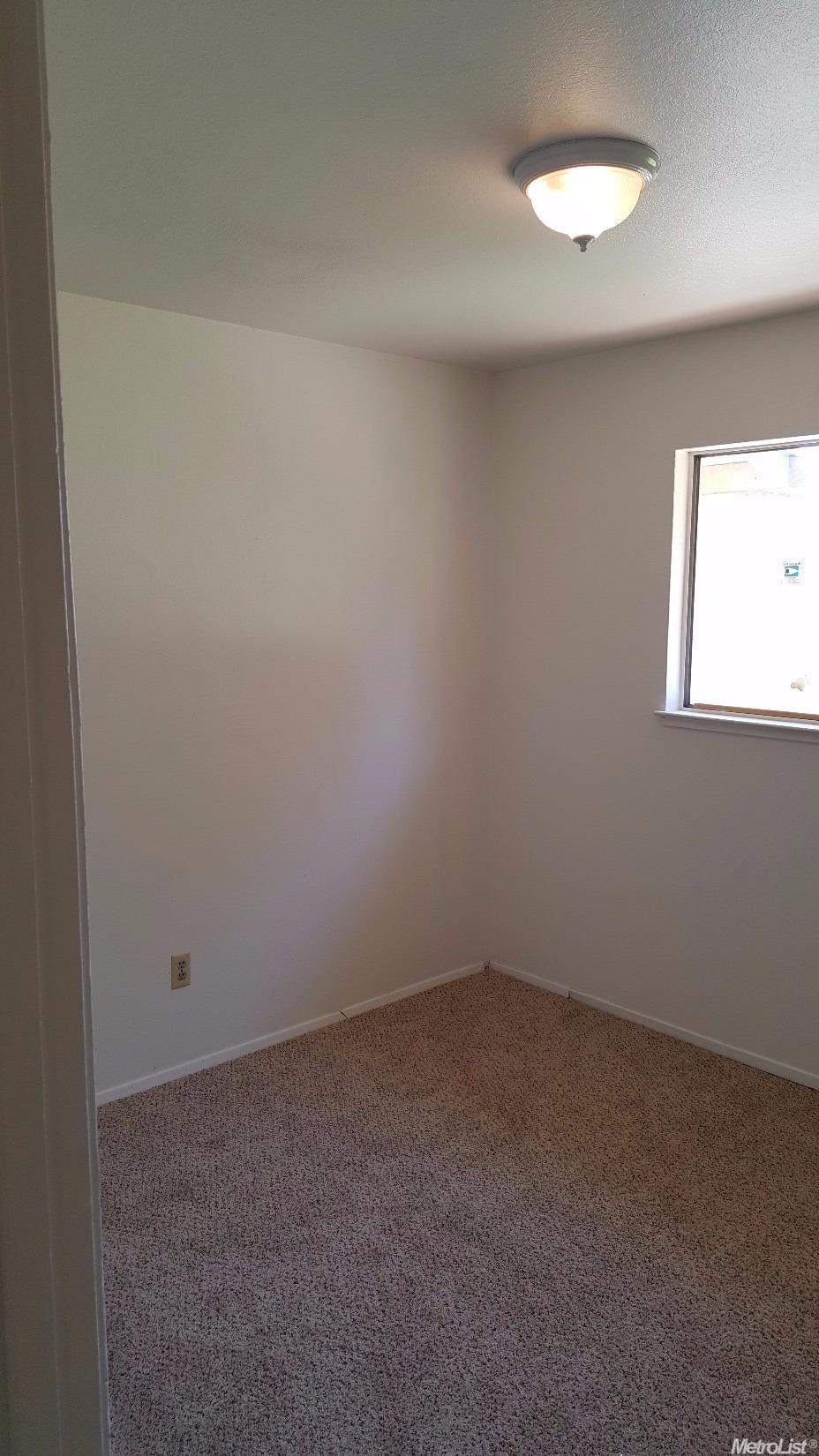 825 Snead Dr, Modesto, CA 95351 photo 11