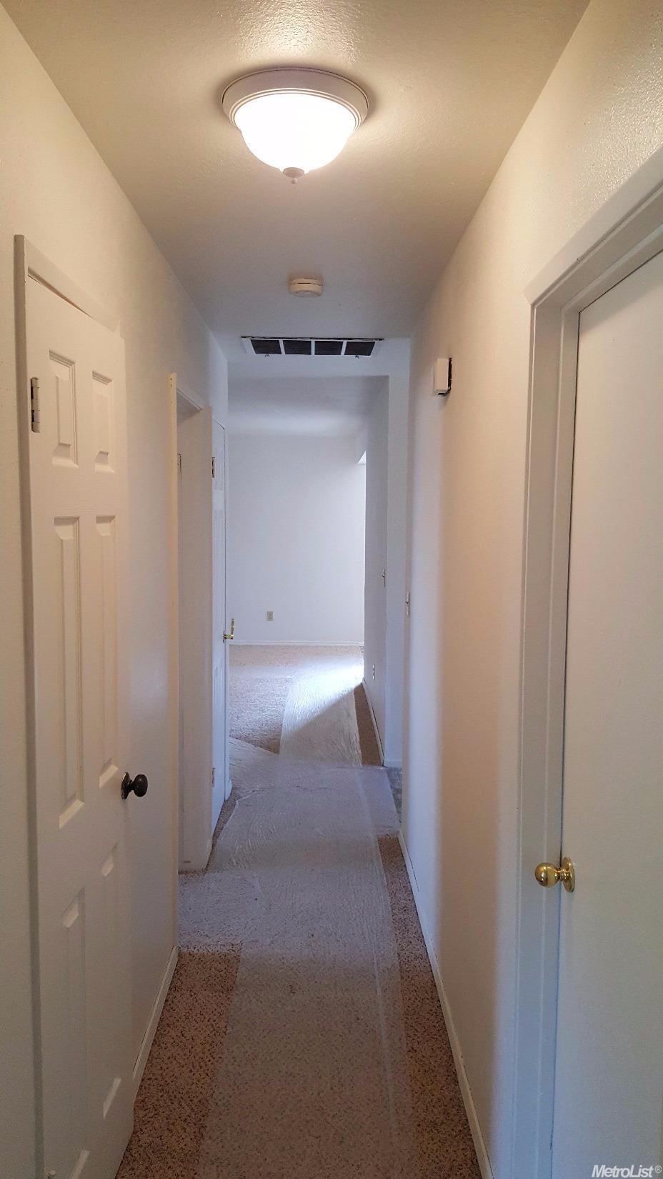 825 Snead Dr, Modesto, CA 95351 photo 9