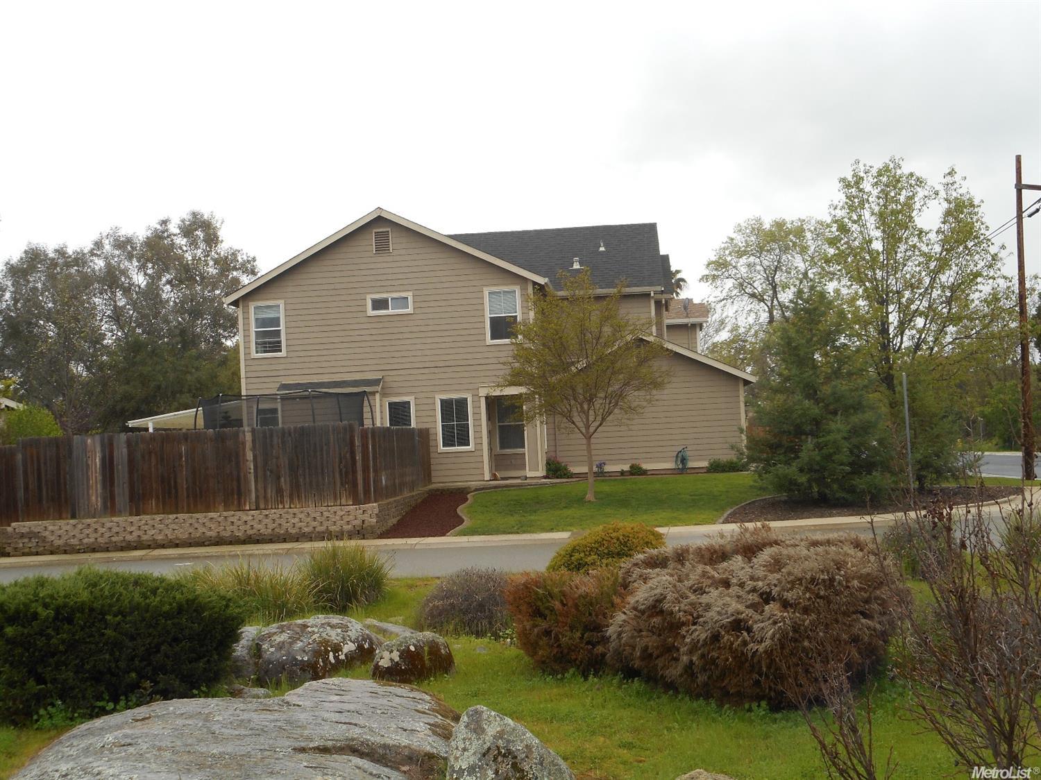 5419 2nd St, Rocklin, CA 95677 photo 2