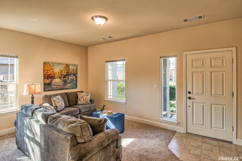 631 Villa Dr, Red Bluff, CA 96080 photo 3
