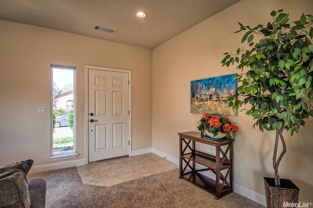 631 Villa Dr, Red Bluff, CA 96080 photo 4