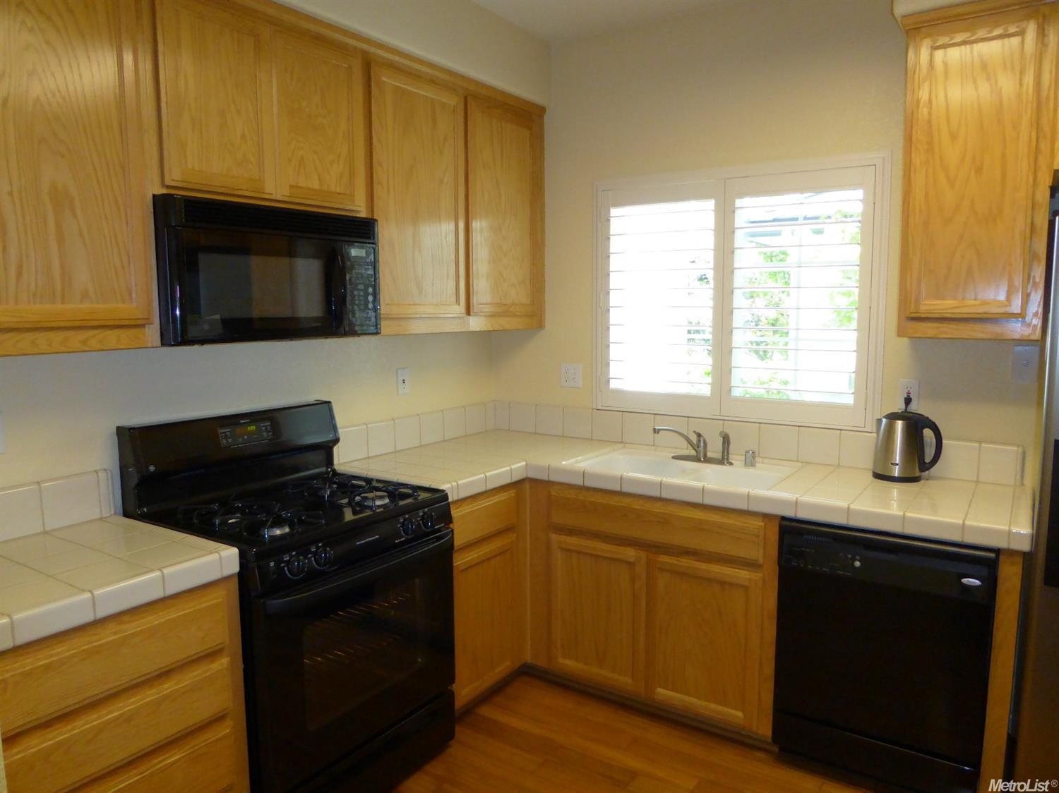 1330 Lakeshore Dr, Lodi, CA 95242 photo 7