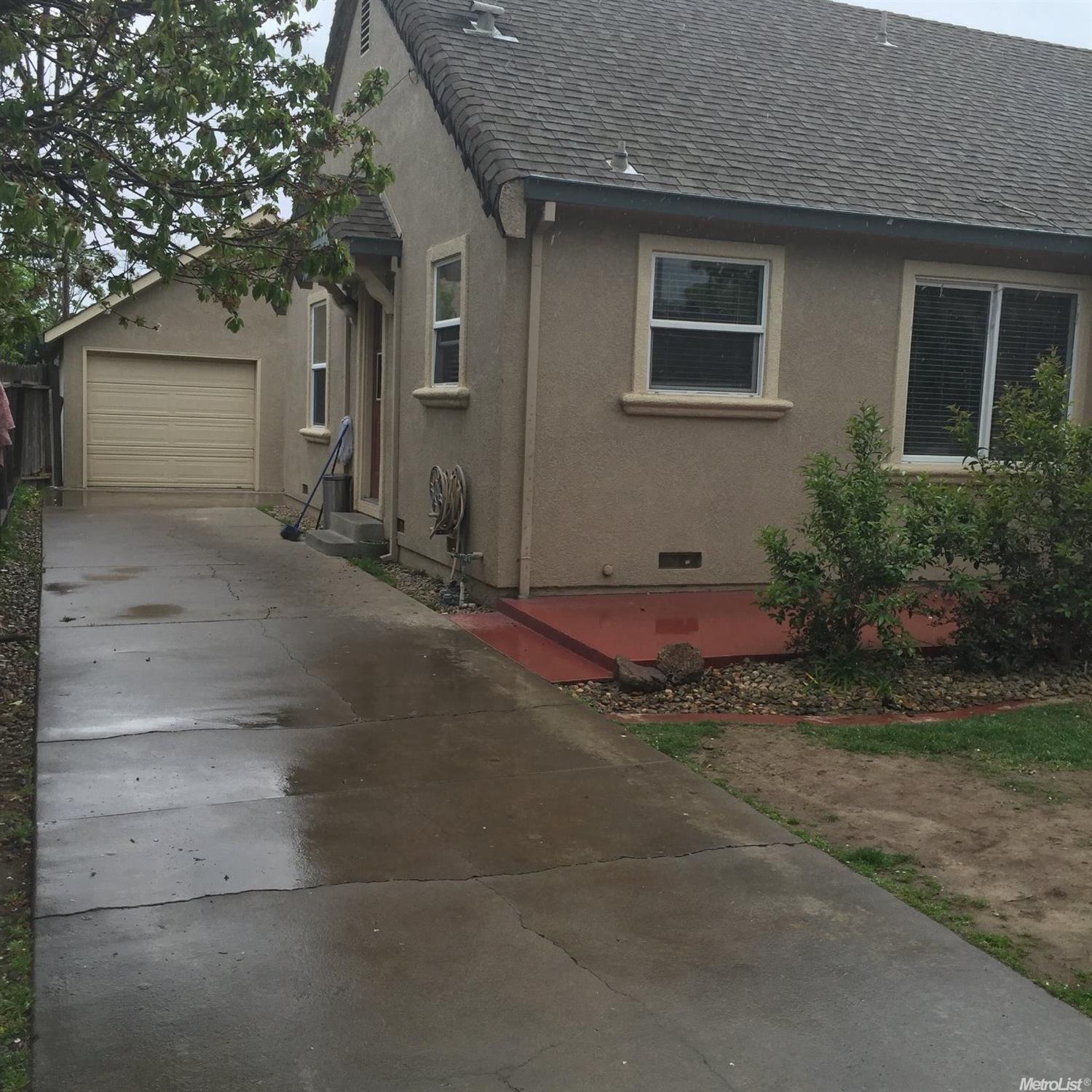 220 Flora St, Lodi, CA 95240 photo 5