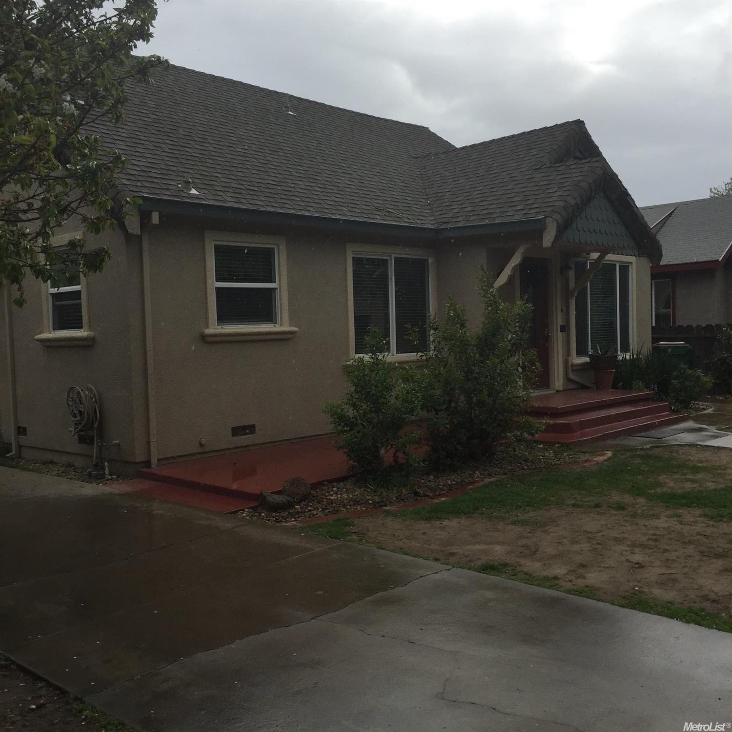 220 Flora St, Lodi, CA 95240 photo 6