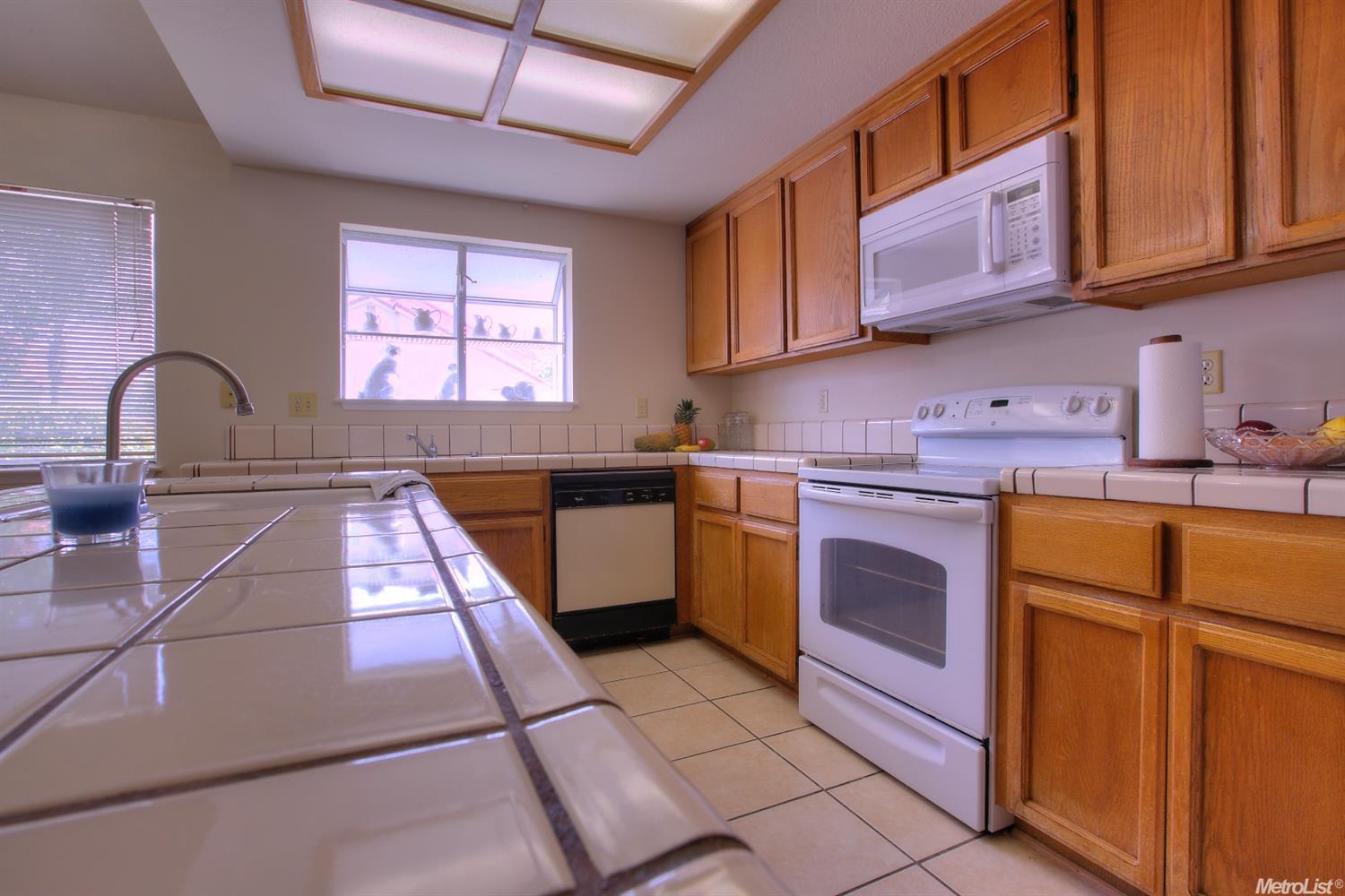 1901 Kansas Ave, Modesto, CA 95358 photo 9