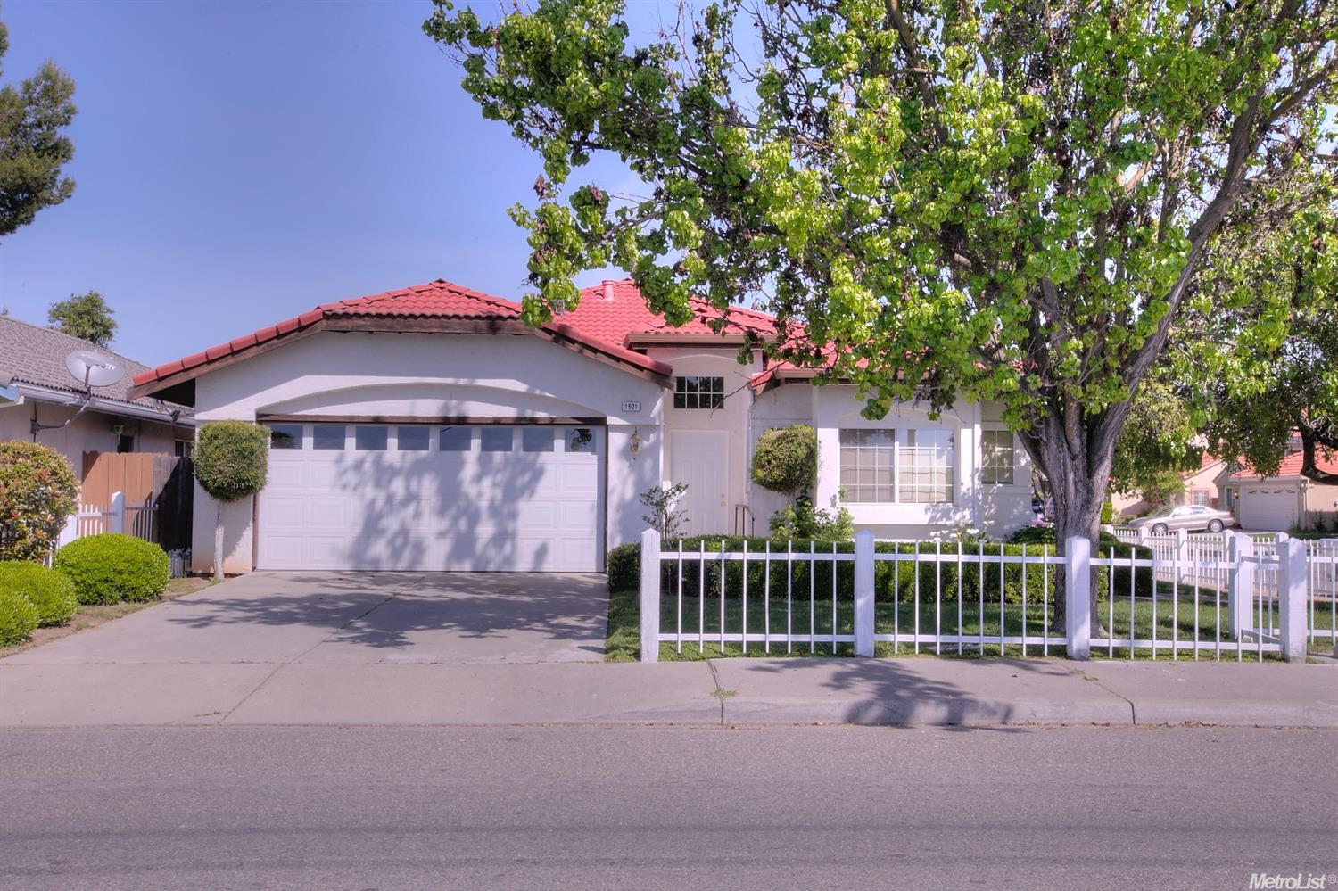1901 Kansas Ave, Modesto, CA 95358 photo 1