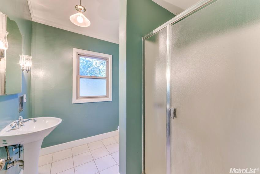 585 Bee St, Placerville, CA 95667 photo 14