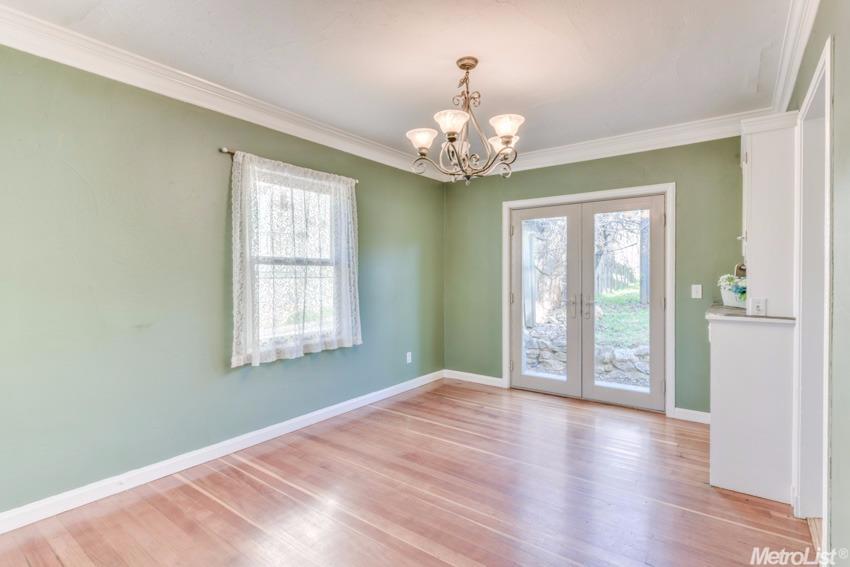 585 Bee St, Placerville, CA 95667 photo 6