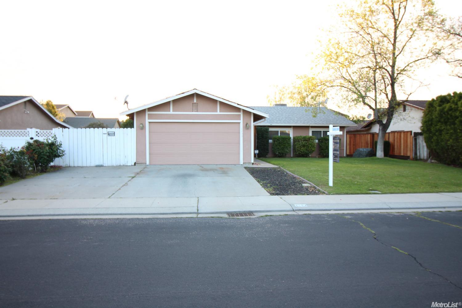 1233 Nana Pl, Manteca, CA 95336 photo 1