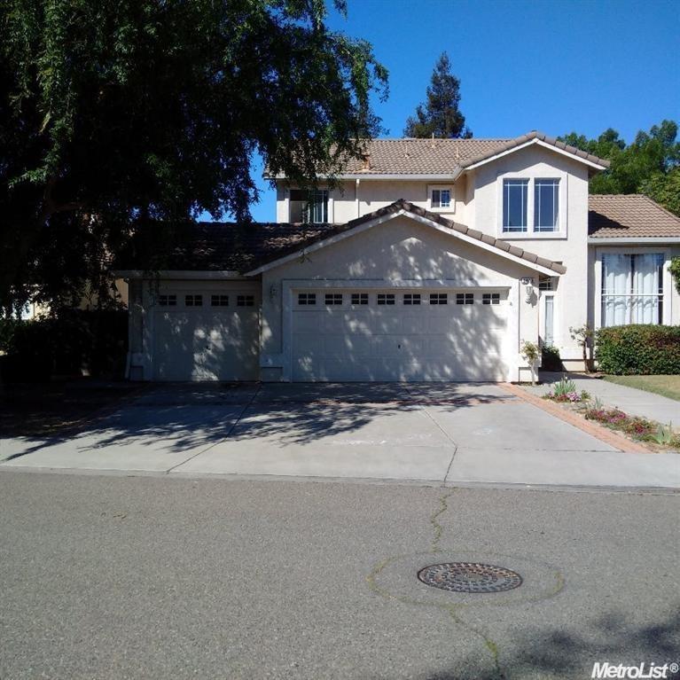 3445 Bradley Ave, Turlock, CA 95382 photo 2