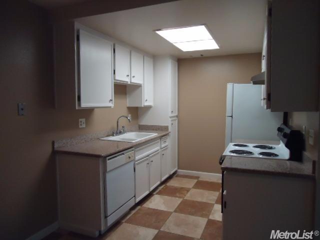 1313 Floyd Ave #112, Modesto, CA 95355 photo 6