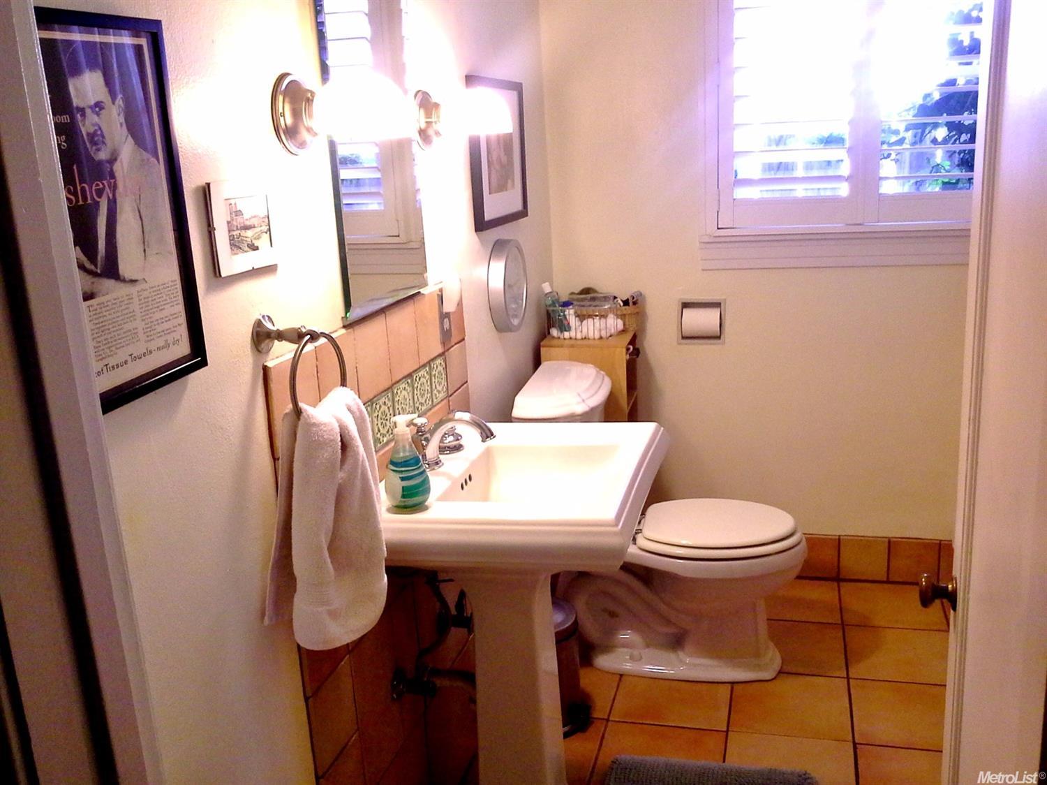 1425 Lyons Ave, Turlock, CA 95380 photo 9