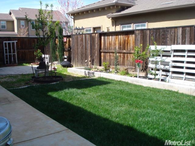 9385 Vintner Cir, Patterson, CA 95363 photo 3