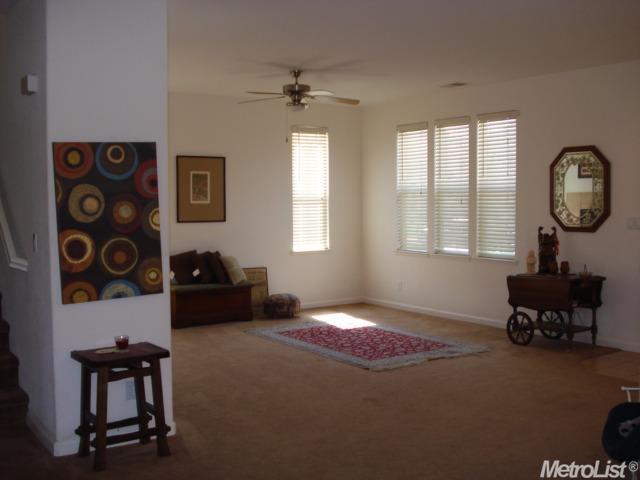 9385 Vintner Cir, Patterson, CA 95363 photo 7