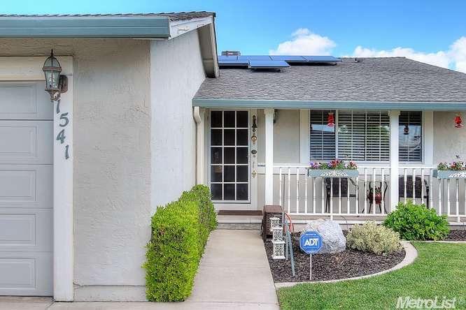 1541 Hurley Ct, Tracy, CA 95376 photo 2