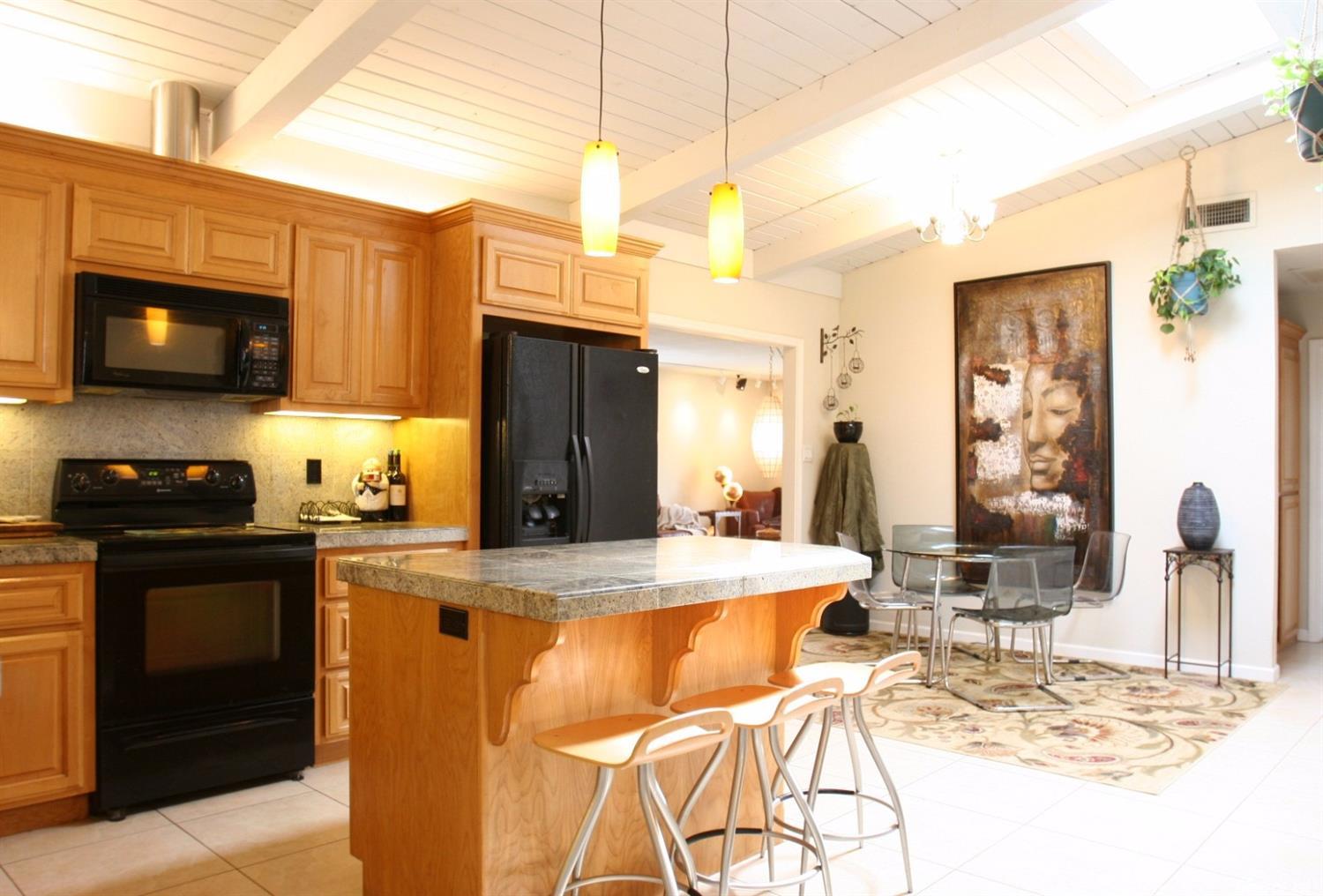 4916 Boyd Dr, Carmichael, CA 95608 photo 4