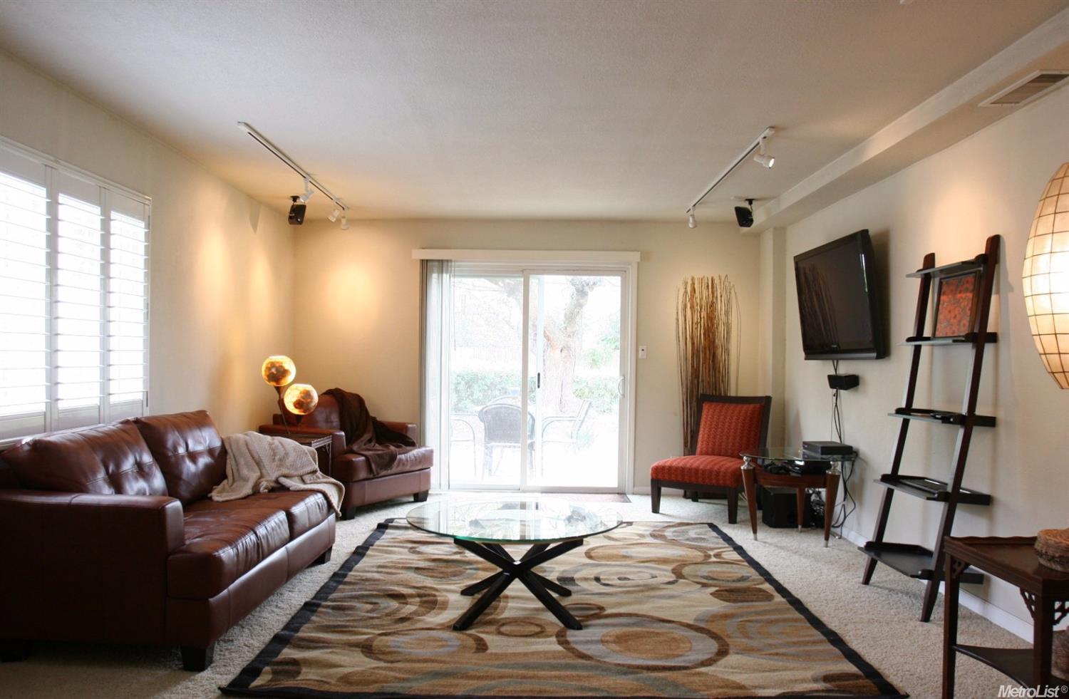 4916 Boyd Dr, Carmichael, CA 95608 photo 8