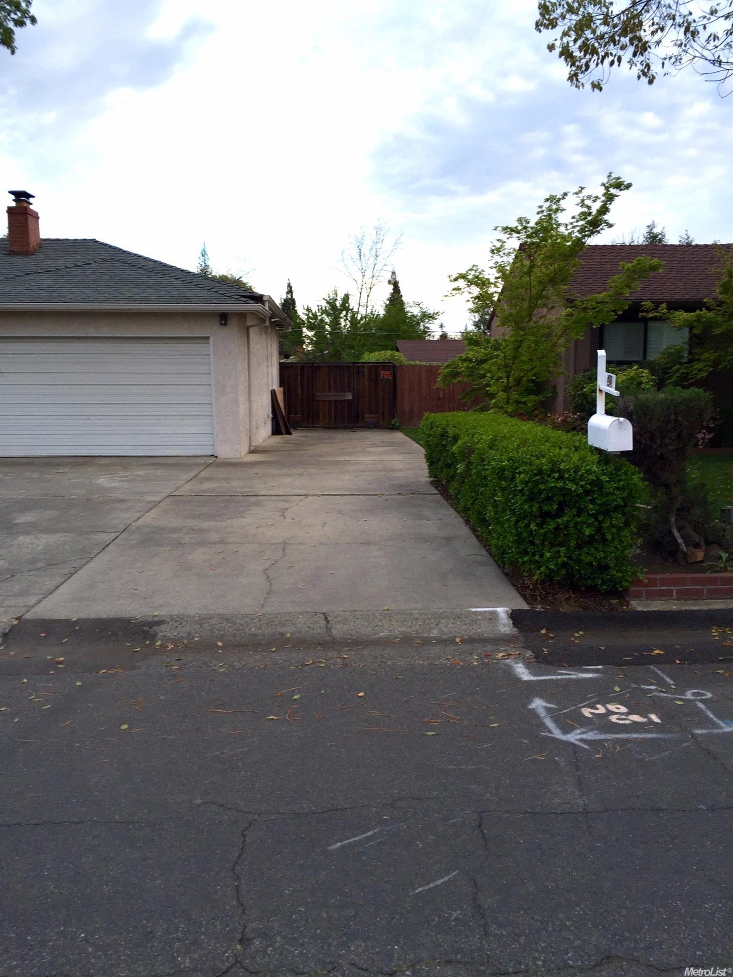 5424 Grant Ave, Carmichael, CA 95608 photo 2