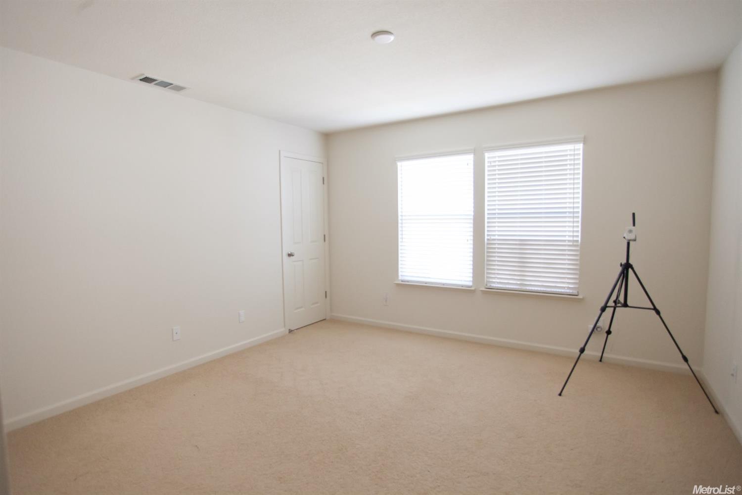 1450 Intrigue Ln, Manteca, CA 95337 photo 14