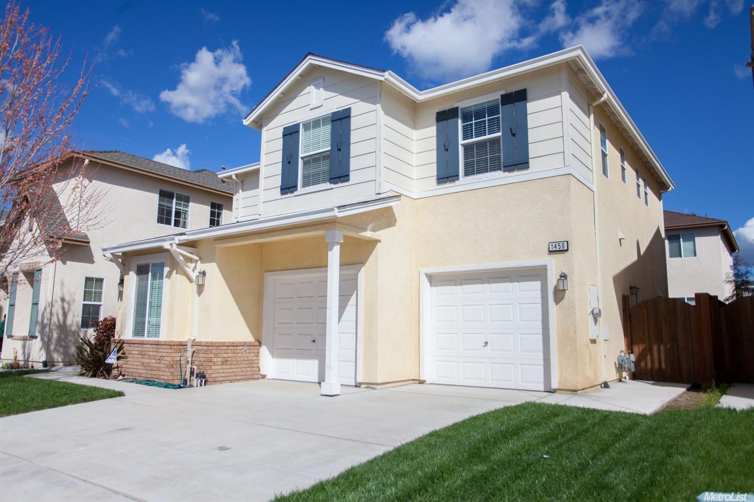 1450 Intrigue Ln, Manteca, CA 95337 photo 2