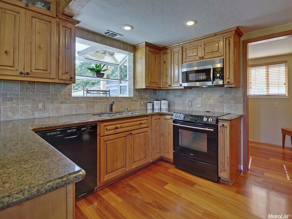 1131 Large Oak Dr, Placerville, CA 95667 photo 5