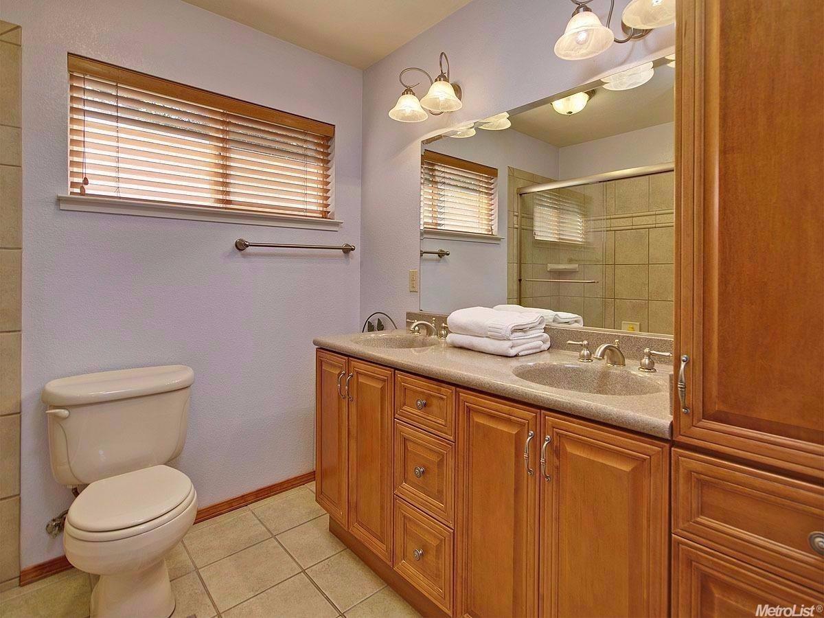 1131 Large Oak Dr, Placerville, CA 95667 photo 13