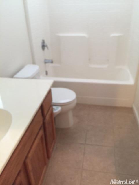 13465 Basalt Ct, Lathrop, CA 95330 photo 7
