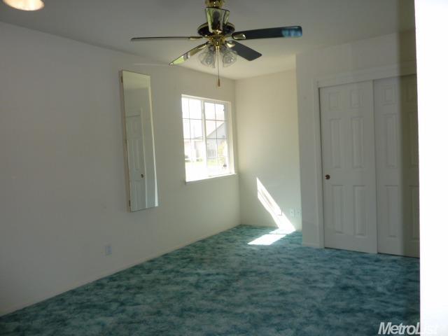 916 S Willow Ave, Manteca, CA 95337 photo 10