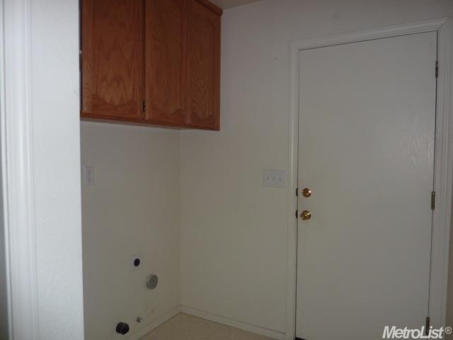 916 S Willow Ave, Manteca, CA 95337 photo 15