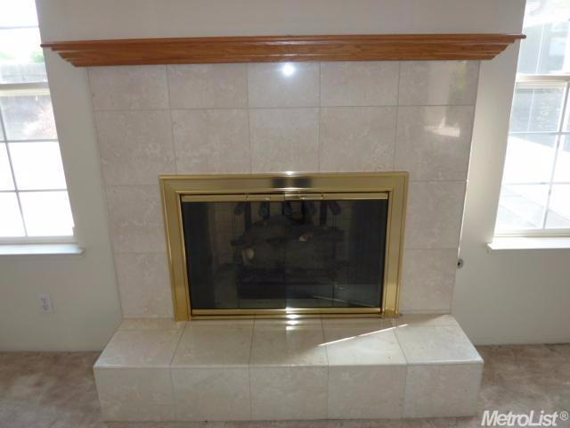 916 S Willow Ave, Manteca, CA 95337 photo 14