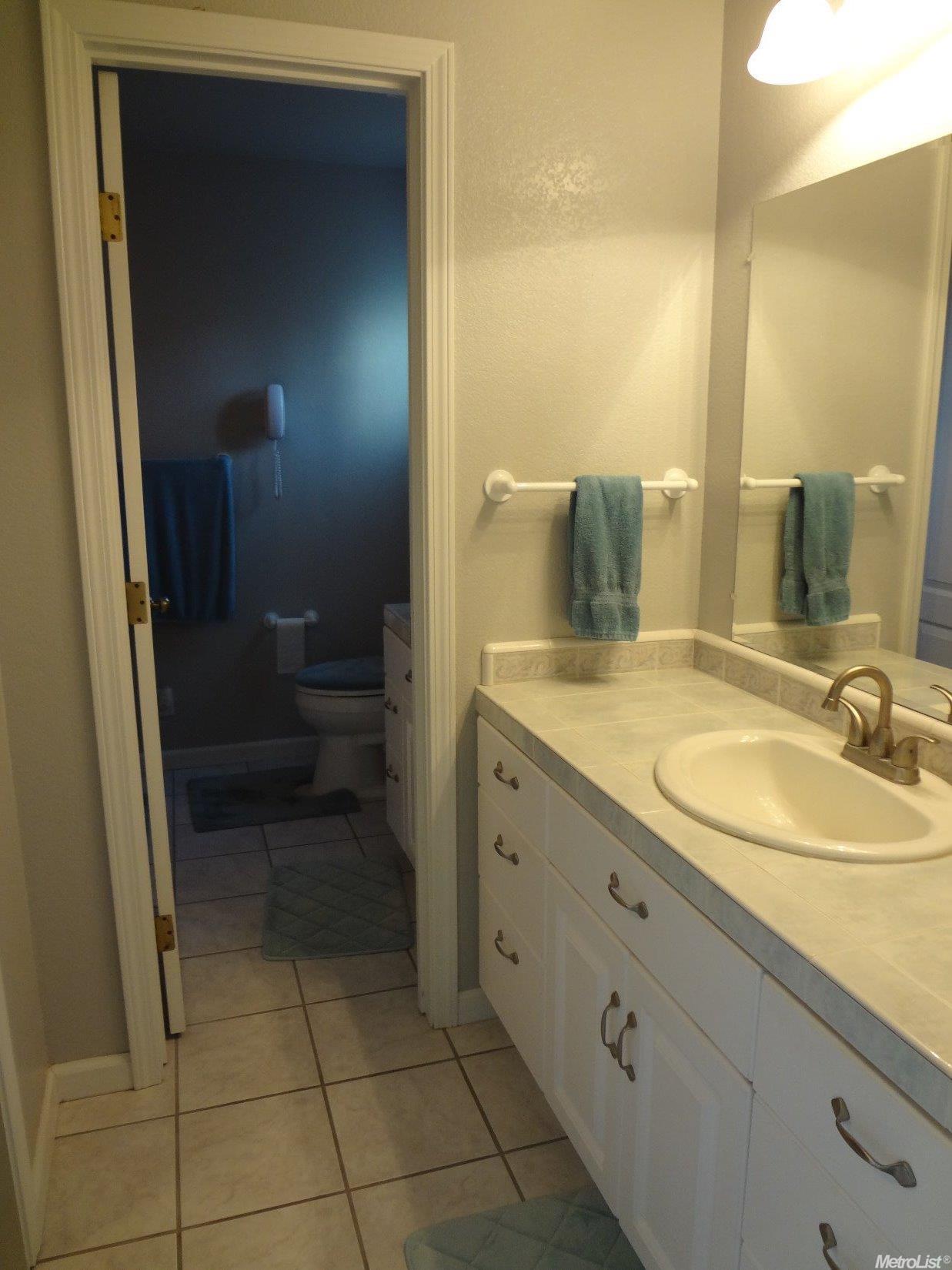 9055 Tavernor Rd, Wilton, CA 95693 photo 13