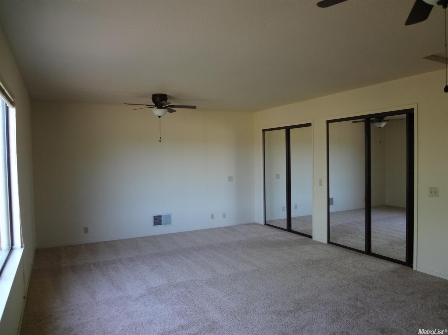 9055 Tavernor Rd, Wilton, CA 95693 photo 18