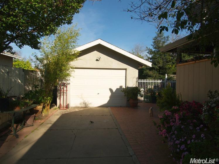 836 Panama Dr, Modesto, CA 95351 photo 16