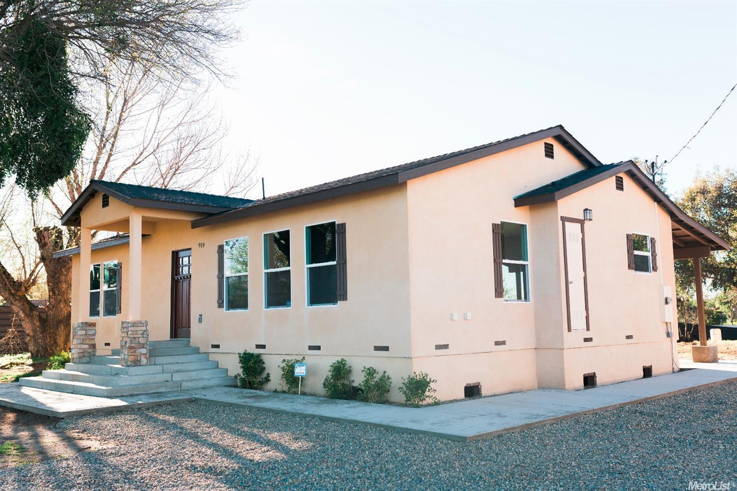 2919 W Hatch Rd, Modesto, CA 95358 photo 2