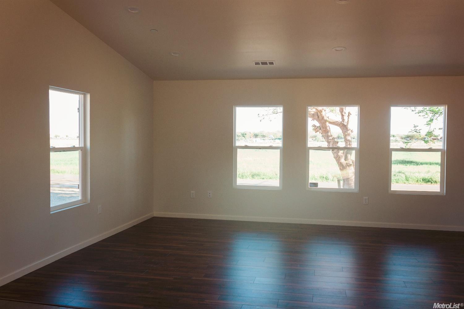 2919 W Hatch Rd, Modesto, CA 95358 photo 6