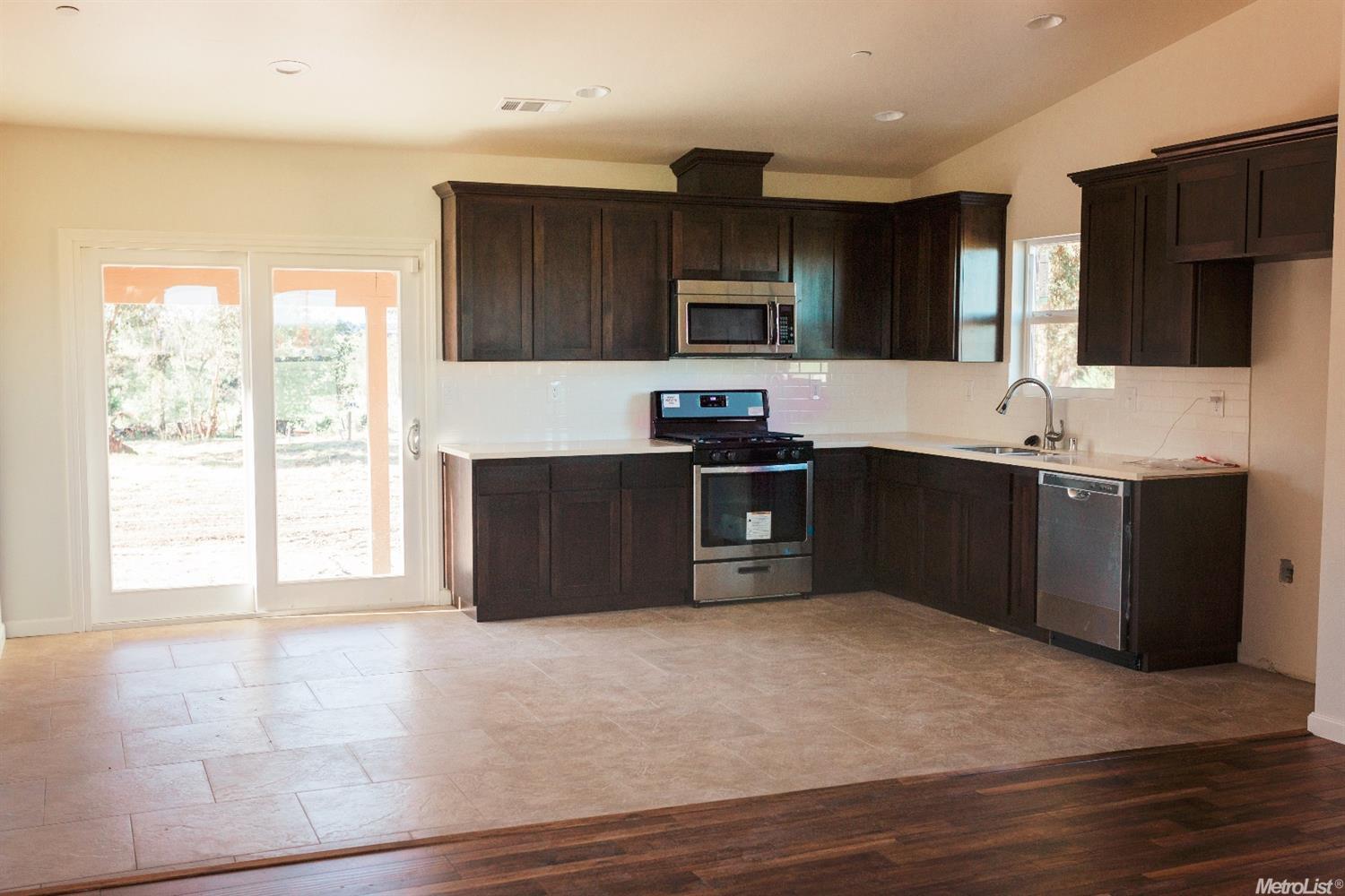 2919 W Hatch Rd, Modesto, CA 95358 photo 7