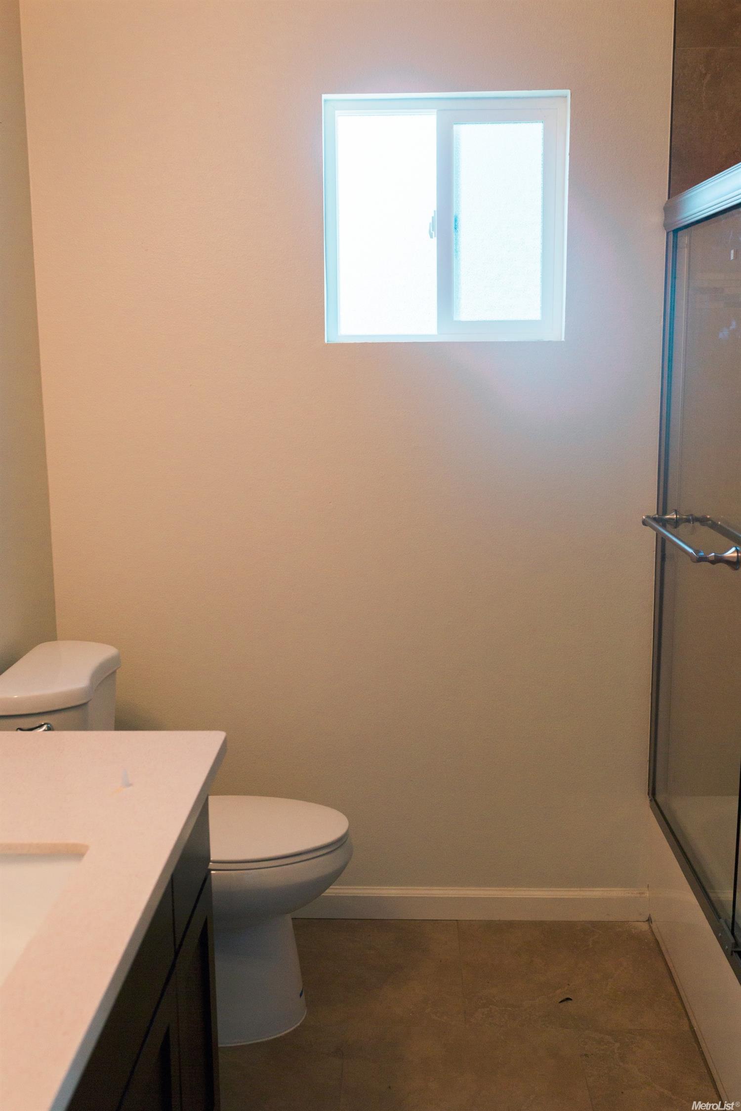 2919 W Hatch Rd, Modesto, CA 95358 photo 11
